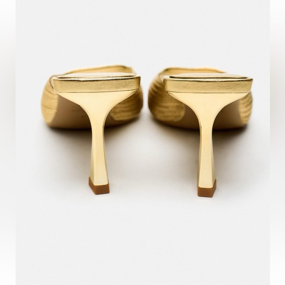 Zara Gold Heels - Picture 3 of 5
